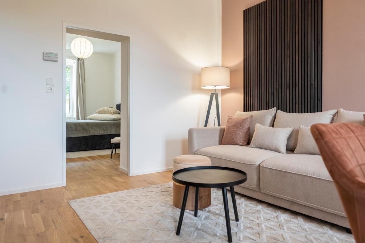 City Lounge Appartement Am Hauptbahnhof Sankt Poelten Esterno foto